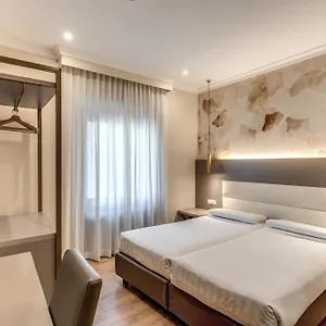 3* Szálloda Flower Garden